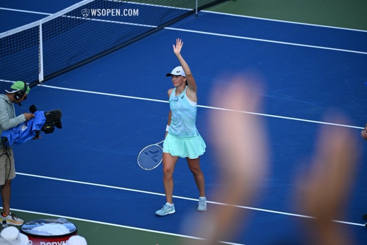 森纳真正走 森纳真正走