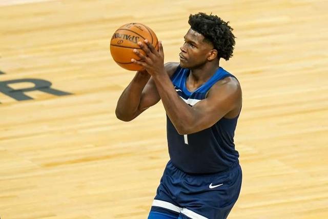 特别是中场 特别是中场