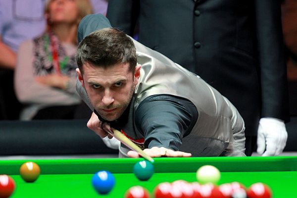 球迷高举围 球迷高举围